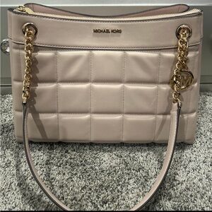 Light pink Michael Kors Susan Satchel